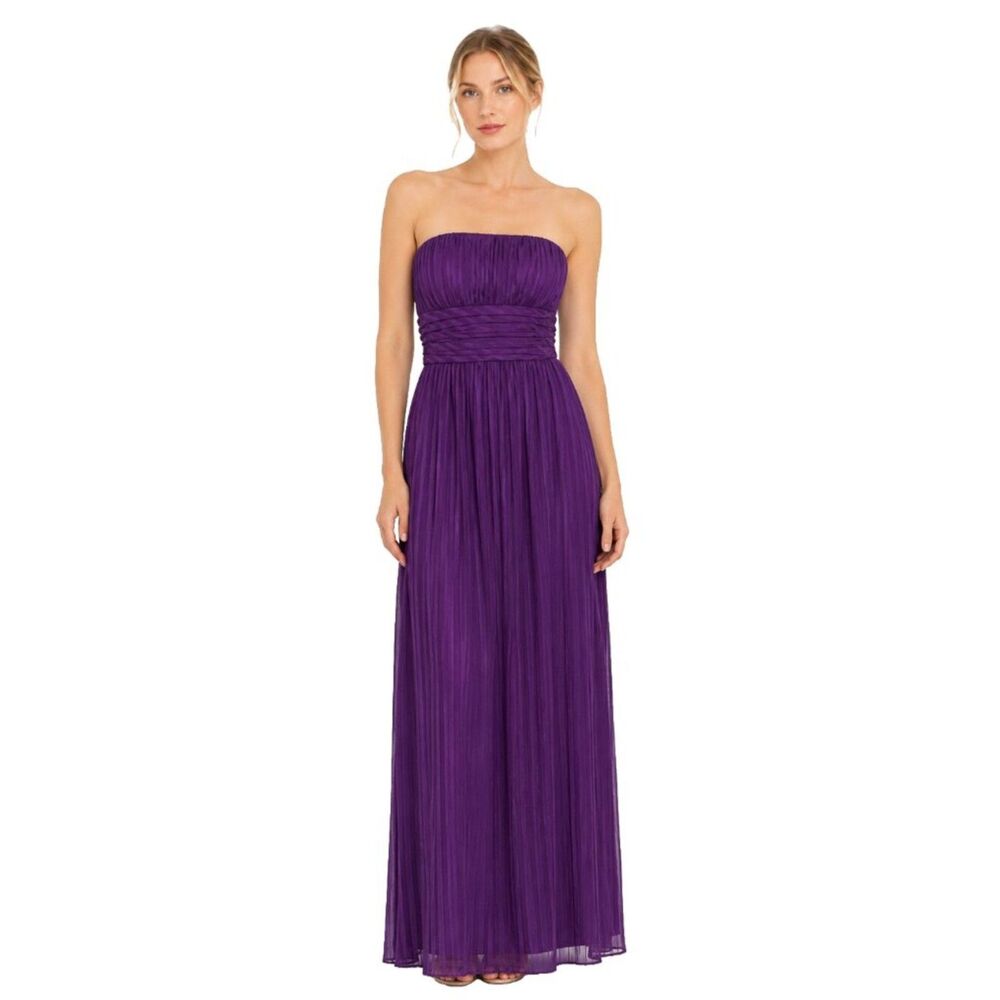 BCBG Max Azria floor length silk purple gown, Size 12 removable straps